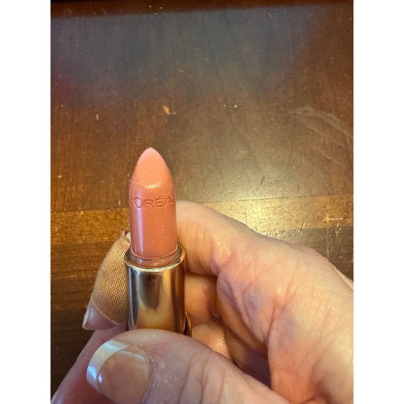 Lipstick bundle, 3 different colors.‎ NWOT - Picture 9 of 11
